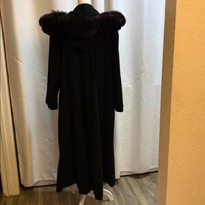 Winter Wool Swing style Coat 
Elegant Black Coat with Fur Collar draped Hood.